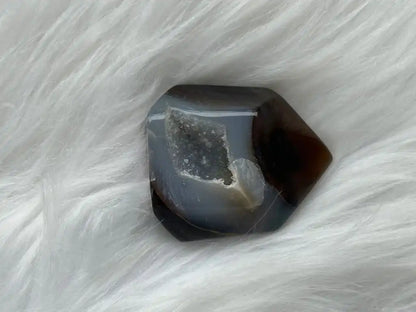 Brazil Natural Druzy Agate Wealth, Good Luck and Protection - JING WEN CRYSTAL