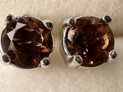 İlbir Anatolian Mountains Zultanite Rare Mineral Earring A Grade in Silver 925 100% Natural Crystal Gemstone - JING WEN CRYSTAL