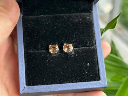 İlbir Anatolian Mountains Zultanite Rare Mineral Earring A Grade in Silver 925 100% Natural Crystal Gemstone - JING WEN CRYSTAL