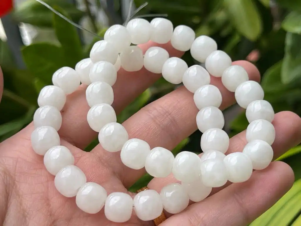 Siberia White Jade Bracelet 9-10mm A Grade 100% Natural Crystal Gemstone - JING WEN CRYSTAL