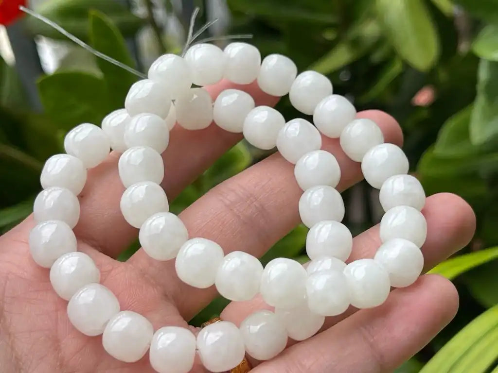 Siberia White Jade Bracelet 9-10mm A Grade 100% Natural Crystal Gemstone - JING WEN CRYSTAL
