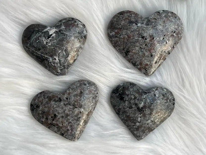 USA Yooperlite Heart Shape 100% Natural Crystal Gemstone - JING WEN CRYSTAL