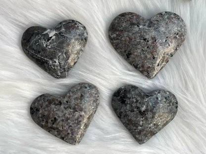 USA Yooperlite Heart Shape 100% Natural Crystal Gemstone - JING WEN CRYSTAL