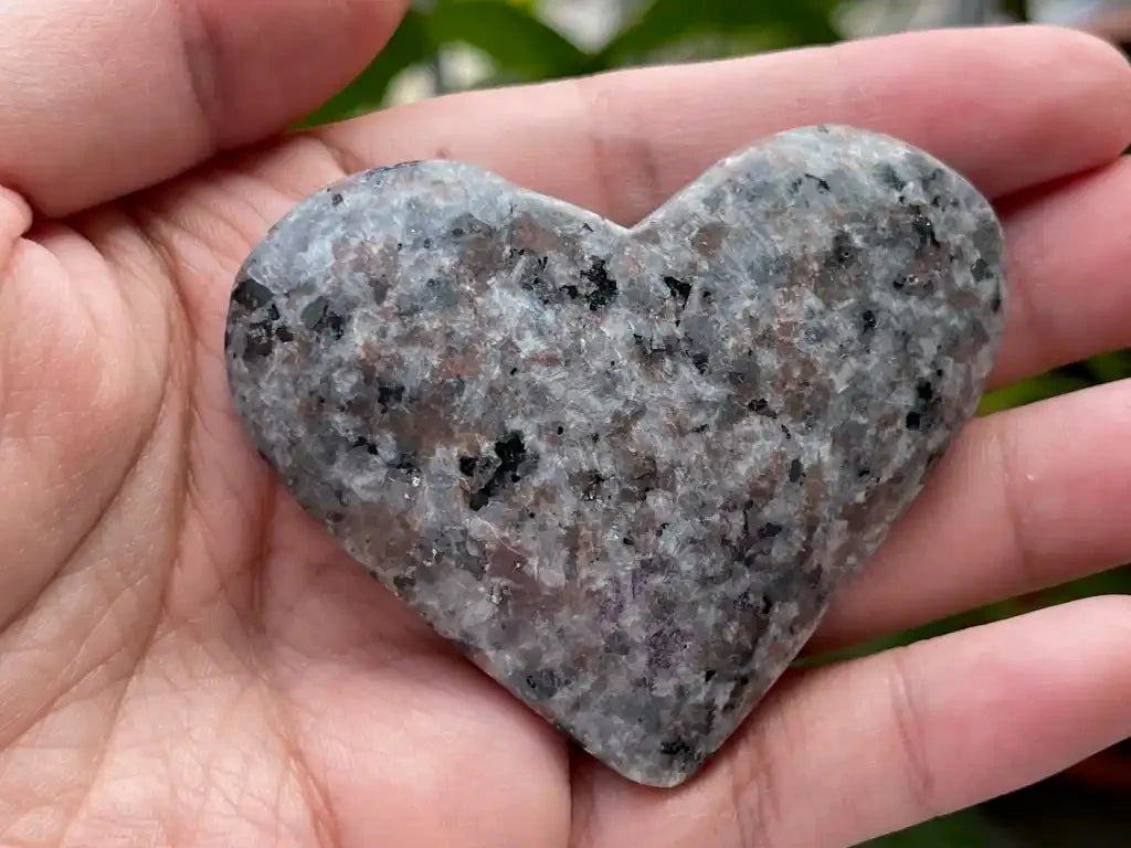 USA Yooperlite Heart Shape 100% Natural Crystal Gemstone - JING WEN CRYSTAL