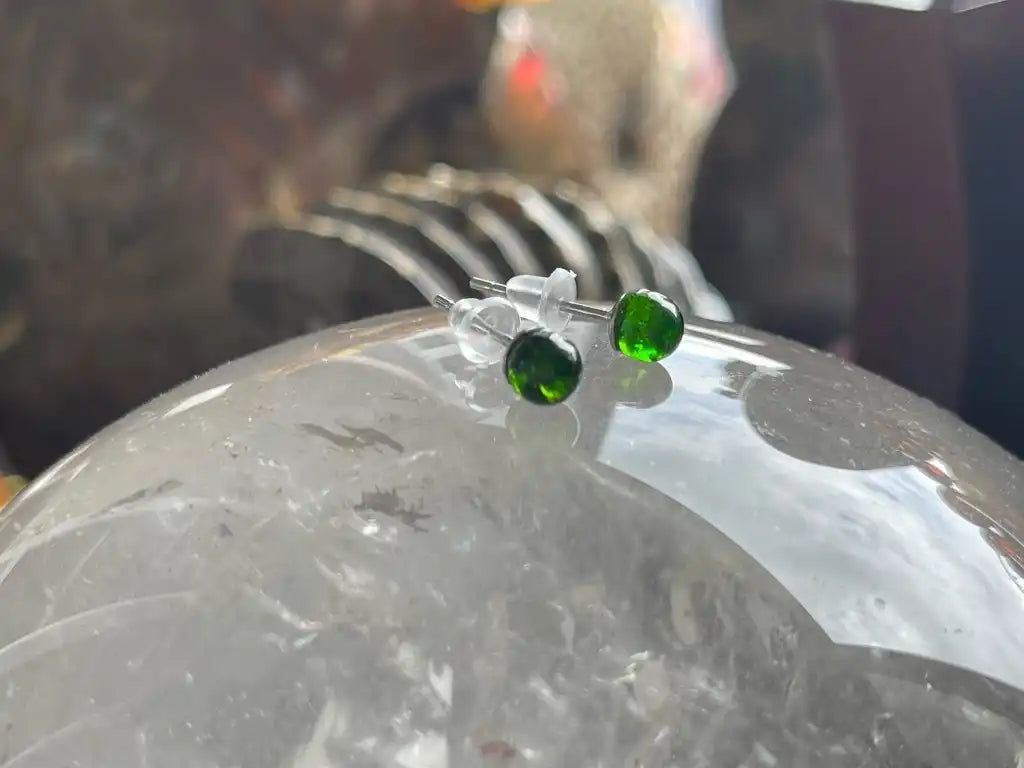USA Diopside Earring A Grade with Silver 925 100% Natural Crystal Gemstone - JING WEN CRYSTAL