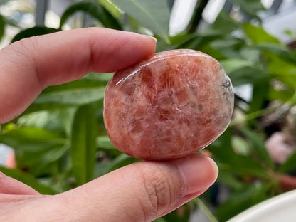 India Golden Sunstone Palm Stone 100% Natural Crystal Gemstone - JING WEN CRYSTAL